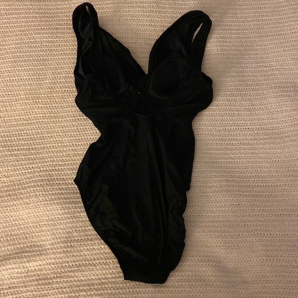 Longitude 1 piece swimsuit with built in soft bra. - Picture 2 of 6